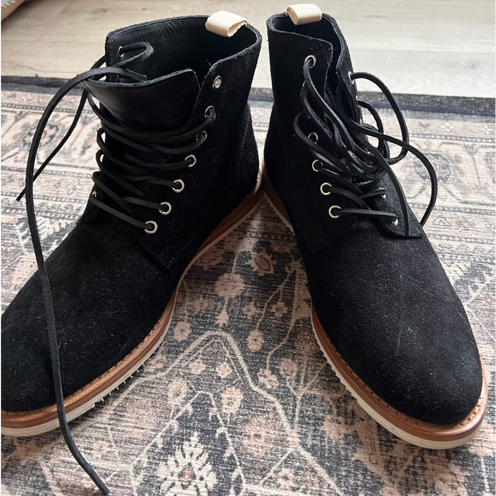 Oliver Cabell black suede boot size 43